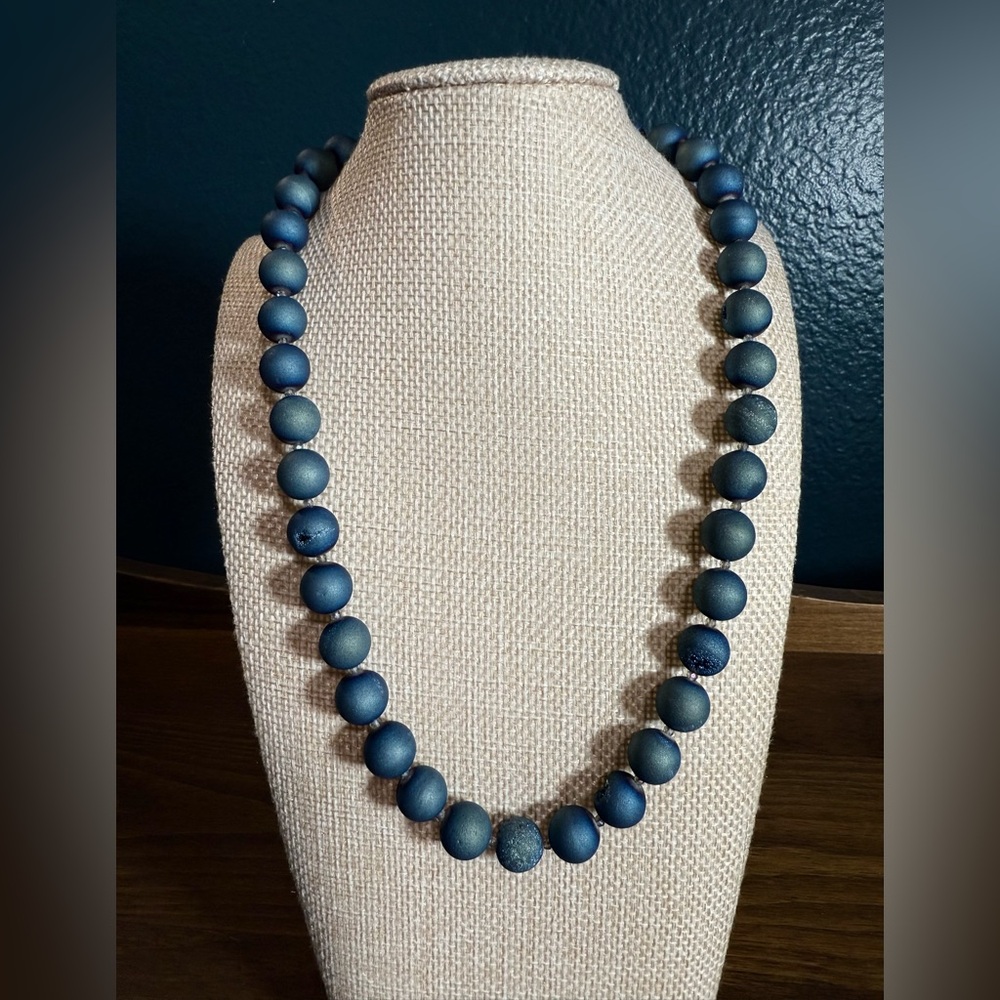 Chic Midnight Blue Beaded Necklace